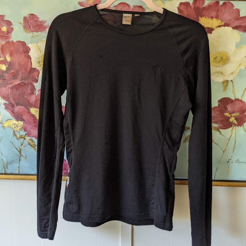 Icebreaker 200 weight Black Shirt 100% Merino Wool